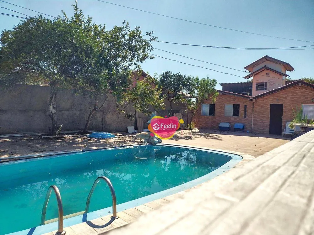 Casa, 2 quartos, 211 m² - Foto 1