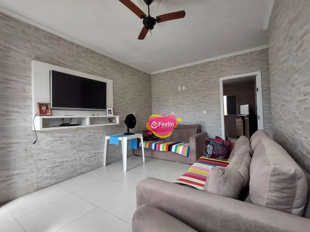 Casa, 3 quartos, 210 m² - Foto 2