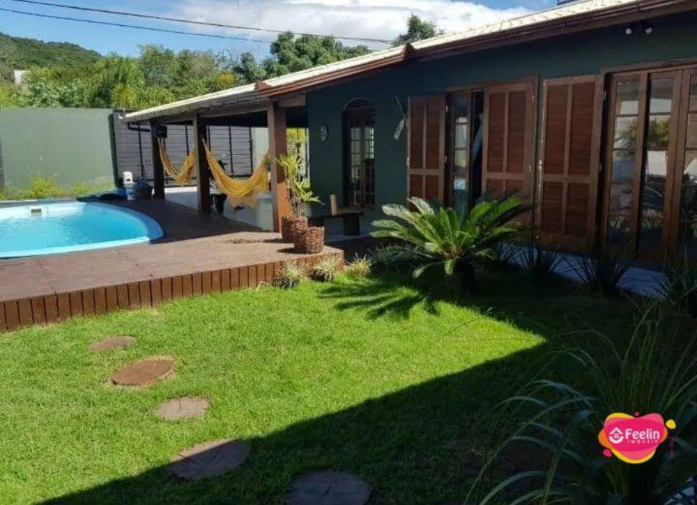 Casa, 4 quartos, 300 m² - Foto 1