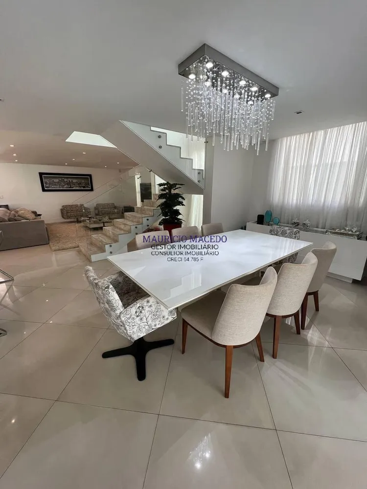 Casa, 4 quartos, 340 m² - Foto 1