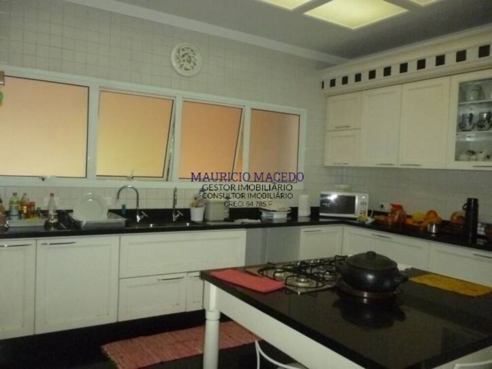 Casa, 3 quartos, 640 m² - Foto 1