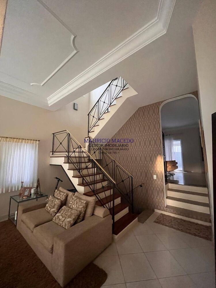 Casa, 3 quartos, 230 m² - Foto 3