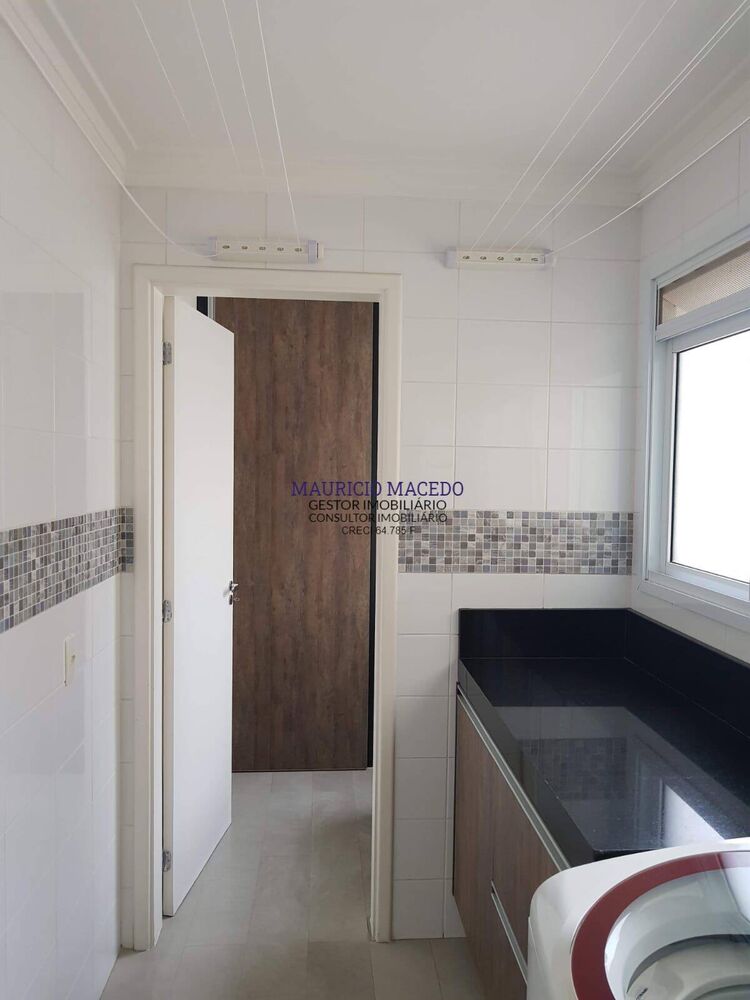 Apartamento para alugar com 3 quartos, 132m² - Foto 3
