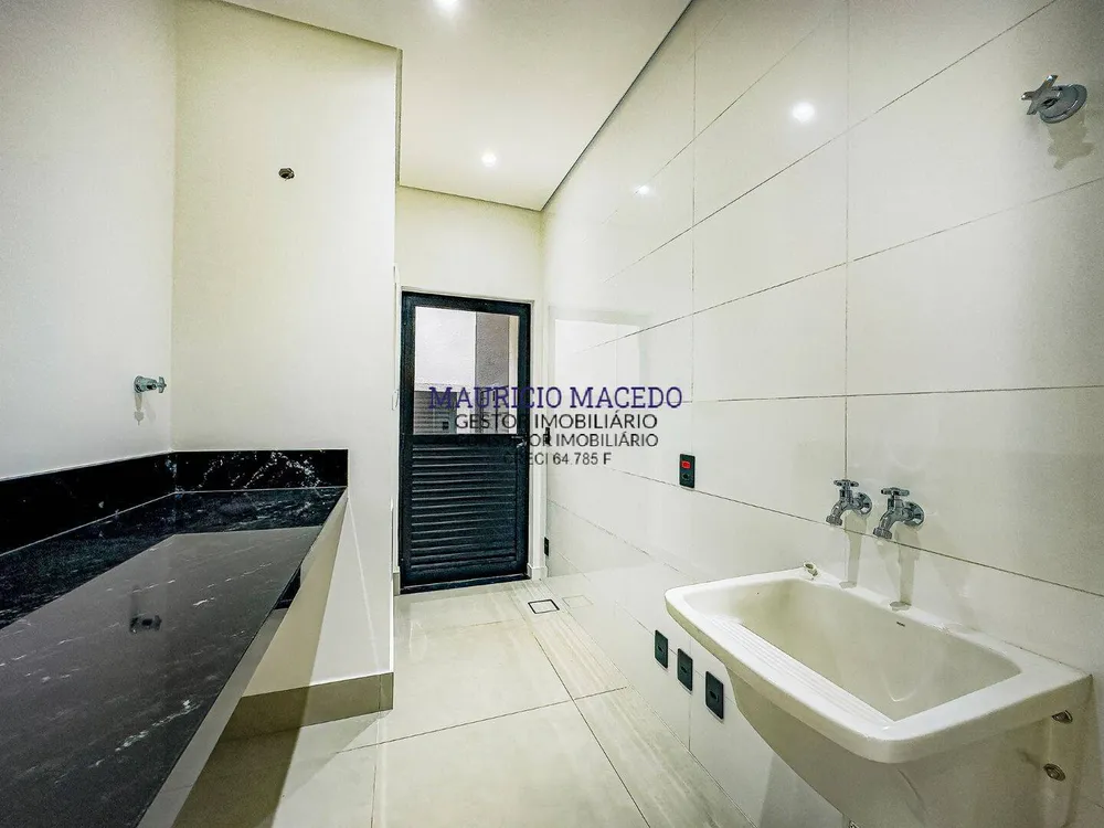 Casa, 4 quartos, 250 m² - Foto 9