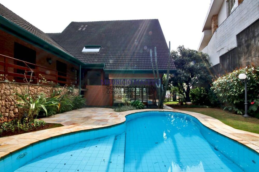 Casa à venda e aluguel com 4 quartos, 575m² - Foto 3
