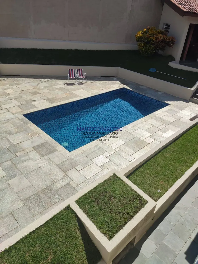 Casa, 4 quartos, 360 m² - Foto 1