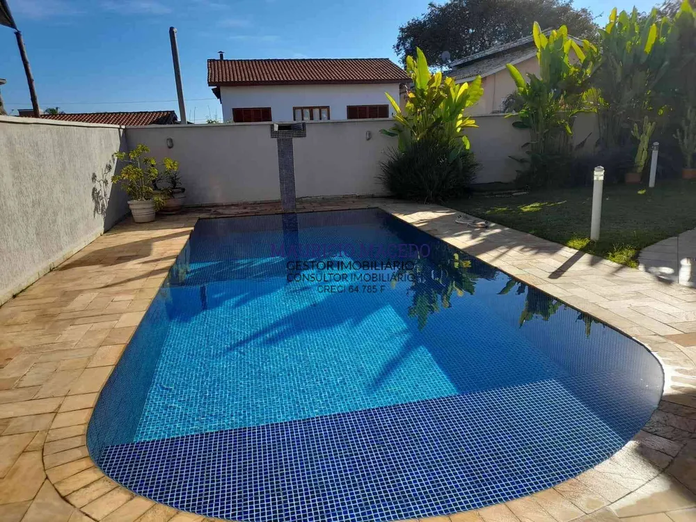 Casa, 4 quartos, 430 m² - Foto 1
