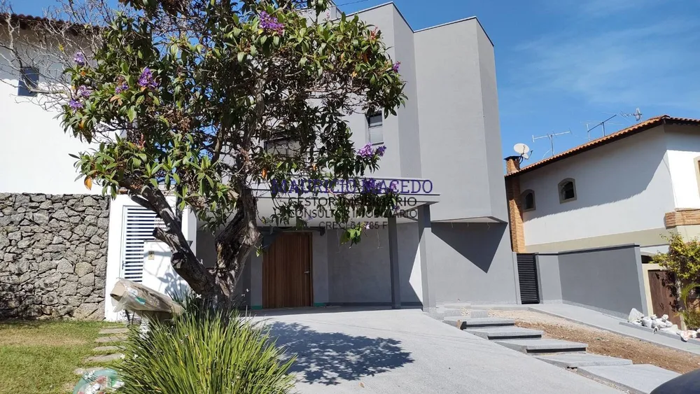 Casa, 4 quartos, 340 m² - Foto 1