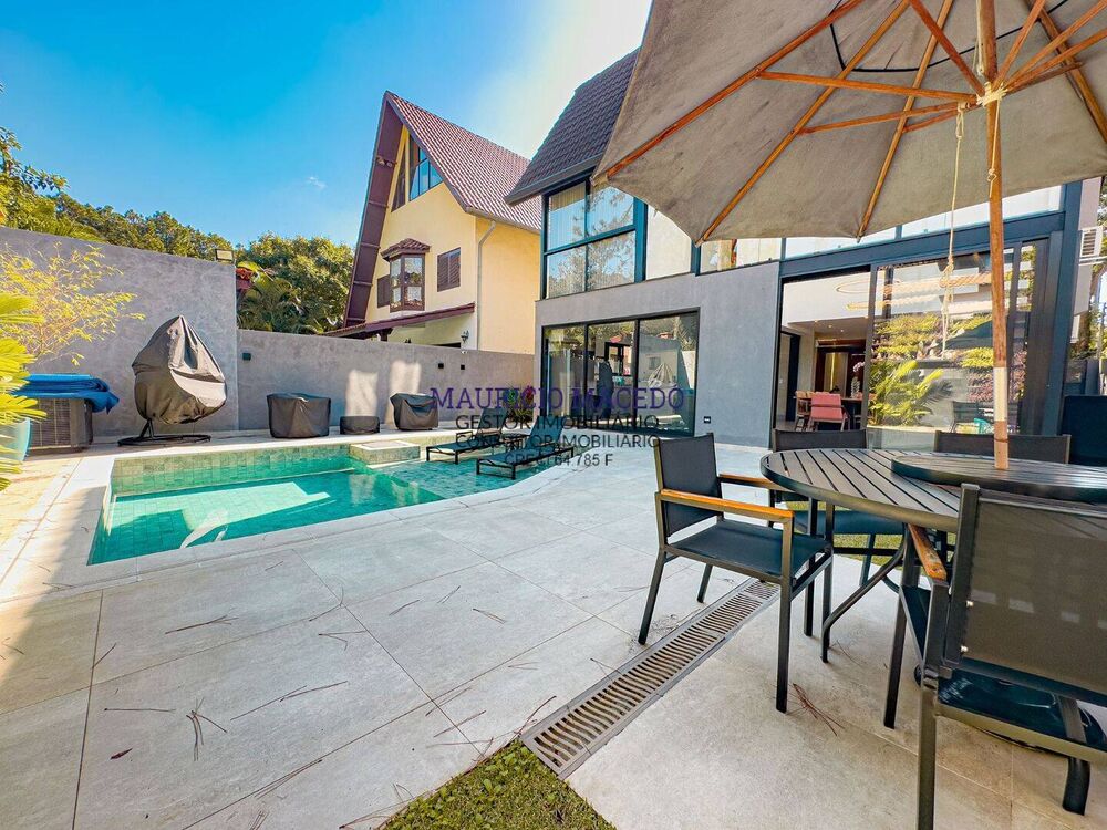 Casa, 4 quartos, 330 m² - Foto 2