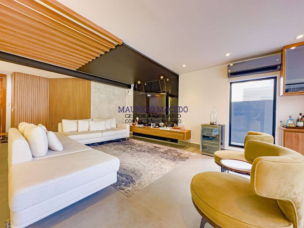 Casa, 4 quartos, 330 m² - Foto 1