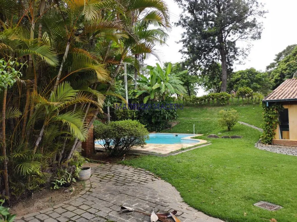 Casa, 5 quartos, 685 m² - Foto 1