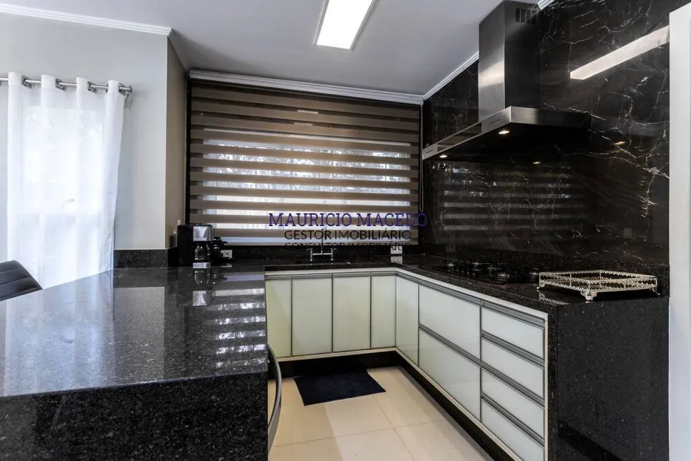 Casa, 5 quartos, 340 m² - Foto 2