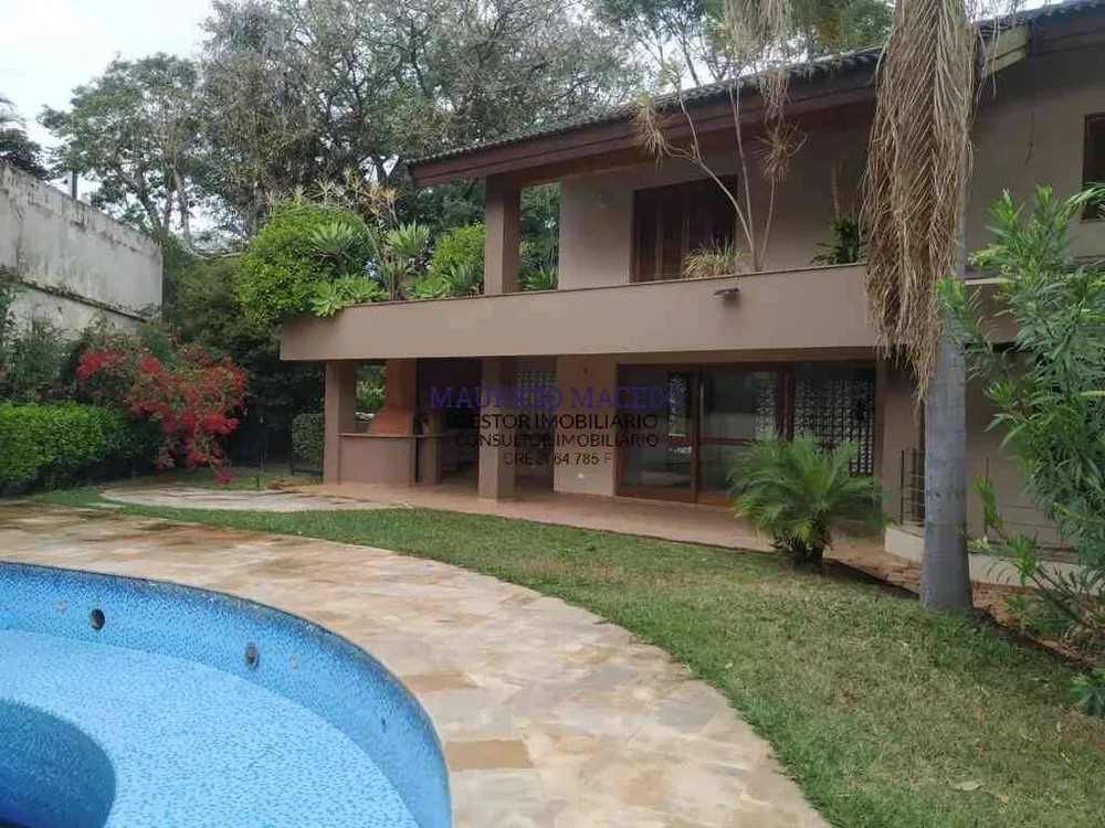 Casa, 4 quartos, 738 m² - Foto 1