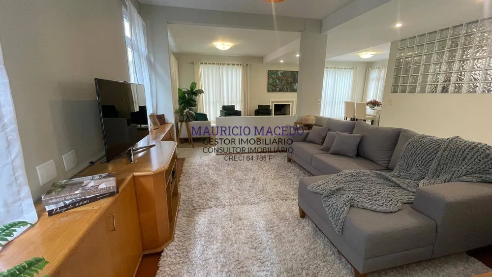 Casa, 4 quartos, 325 m² - Foto 2