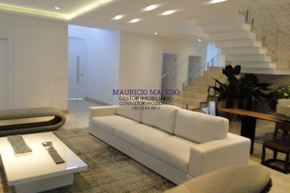 Casa, 4 quartos, 680 m² - Foto 1