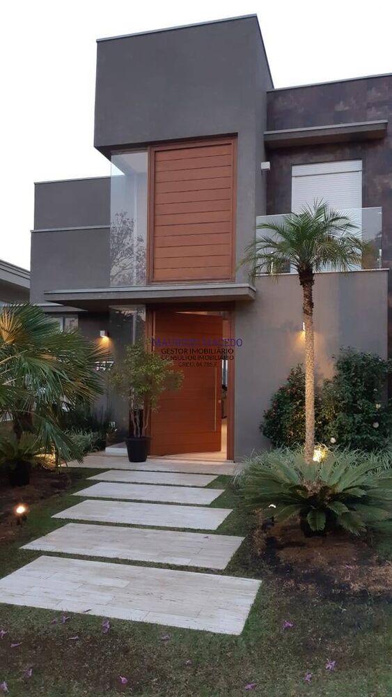 Casa, 4 quartos, 630 m² - Foto 1