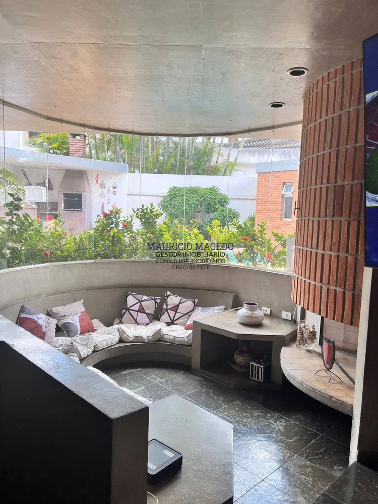 Casa, 3 quartos, 325 m² - Foto 2