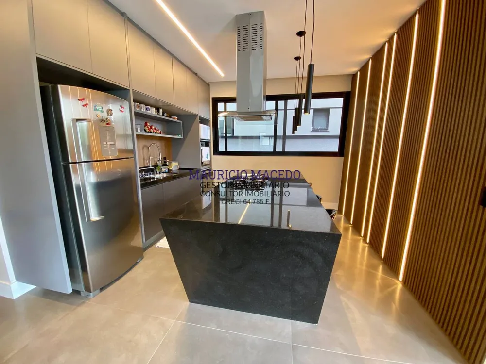 Casa, 4 quartos, 388 m² - Foto 2