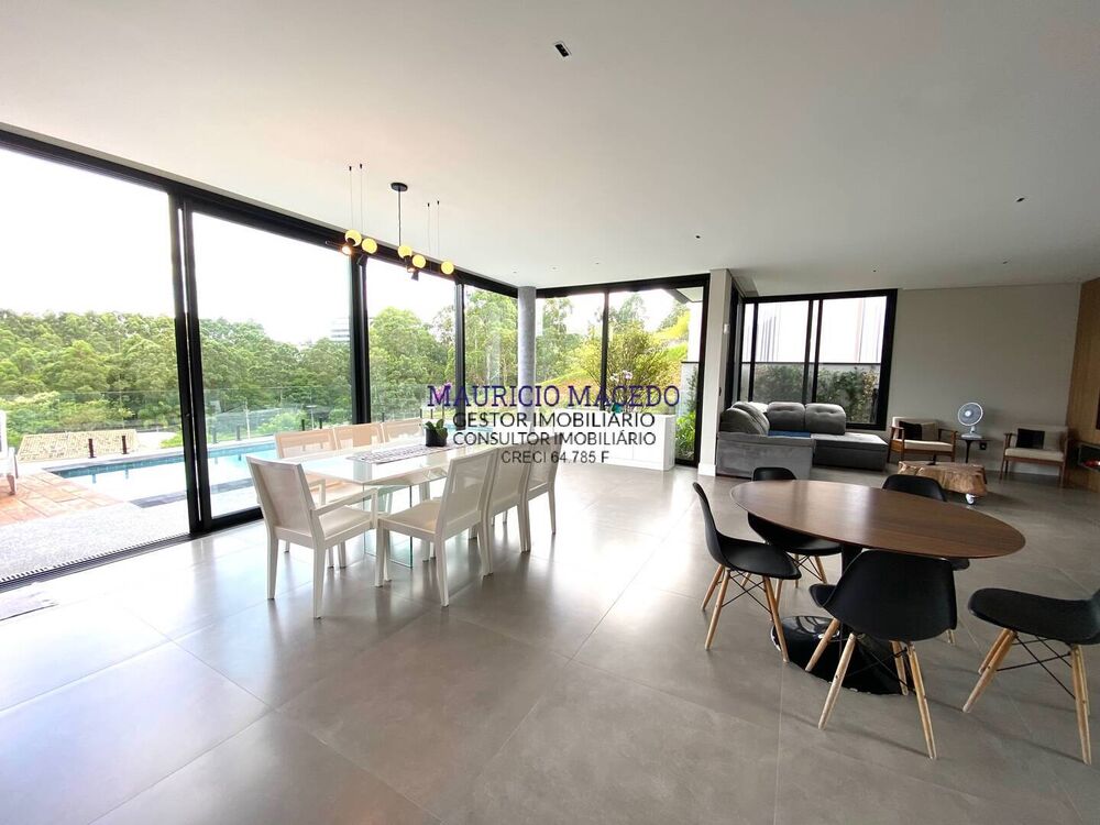 Casa, 4 quartos, 388 m² - Foto 1