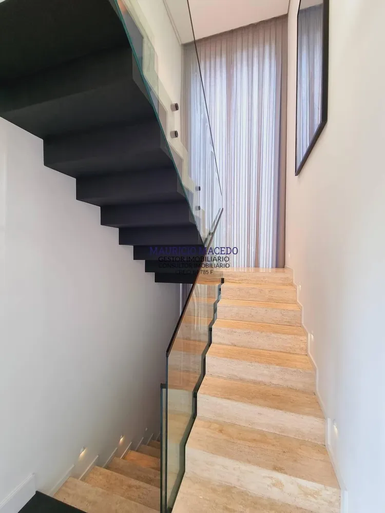 Casa, 4 quartos, 610 m² - Foto 1