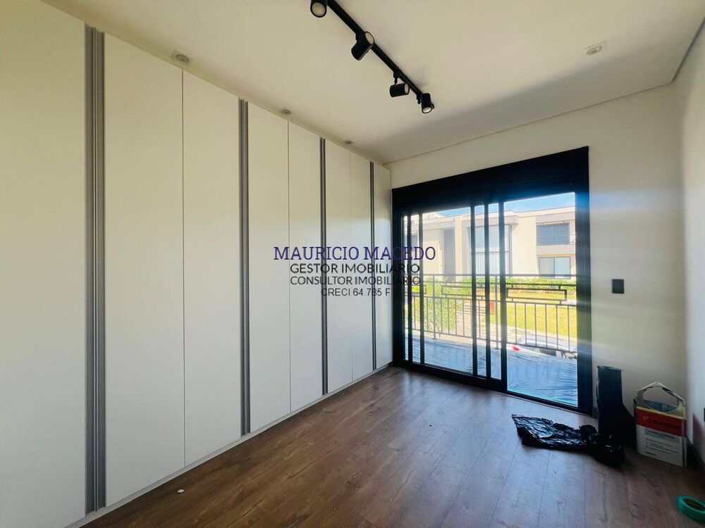 Casa para alugar com 4 quartos, 429m² - Foto 4
