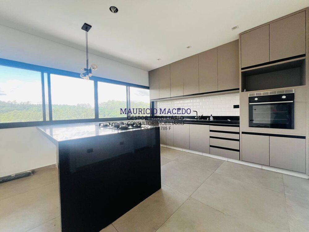 Casa para alugar com 4 quartos, 429m² - Foto 13