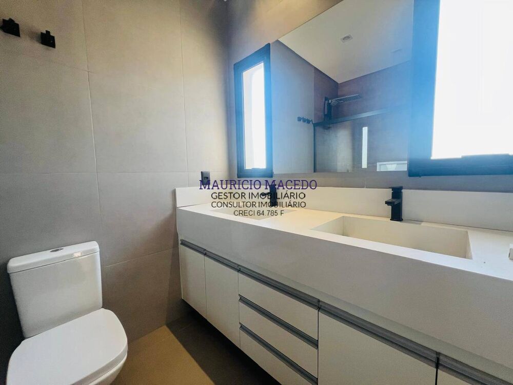 Casa para alugar com 4 quartos, 429m² - Foto 3