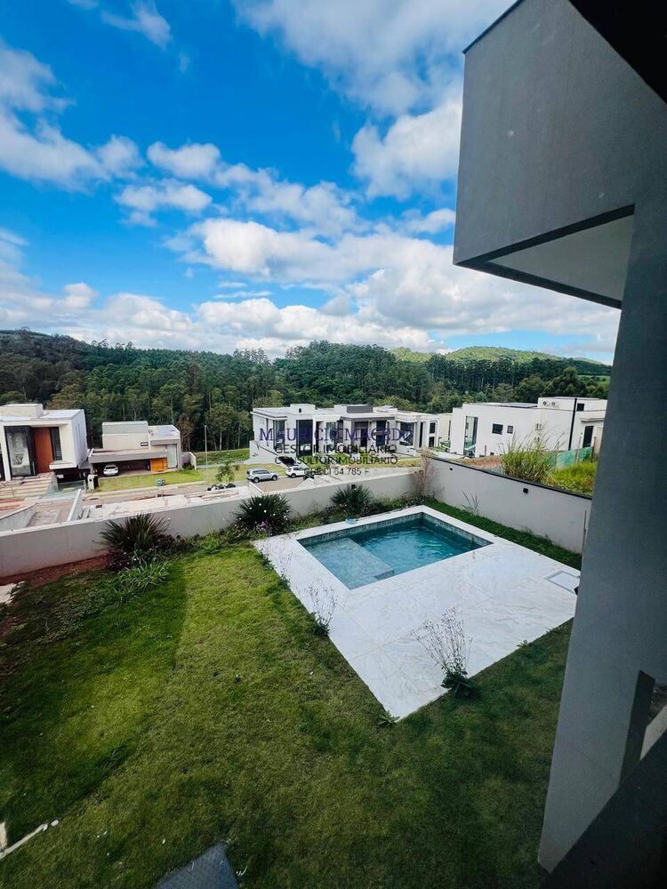 Casa para alugar com 4 quartos, 429m² - Foto 19