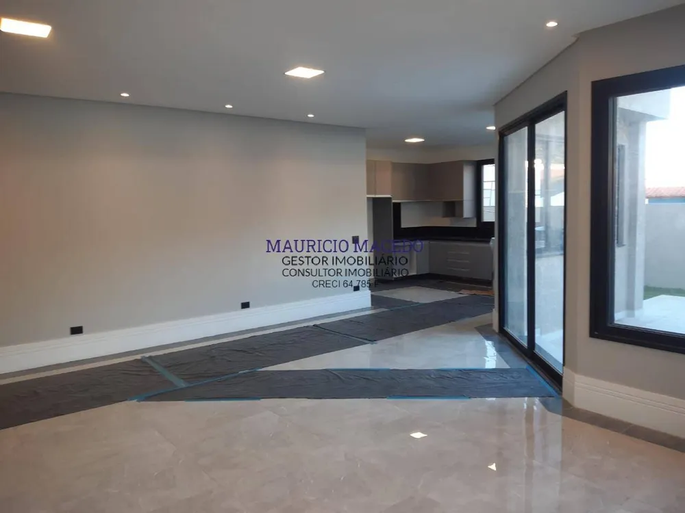 Casa, 4 quartos, 390 m² - Foto 1