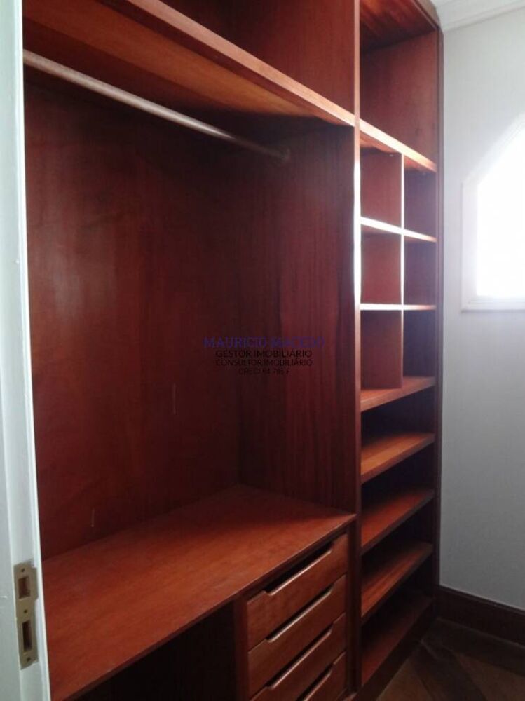 Casa, 4 quartos, 600 m² - Foto 1