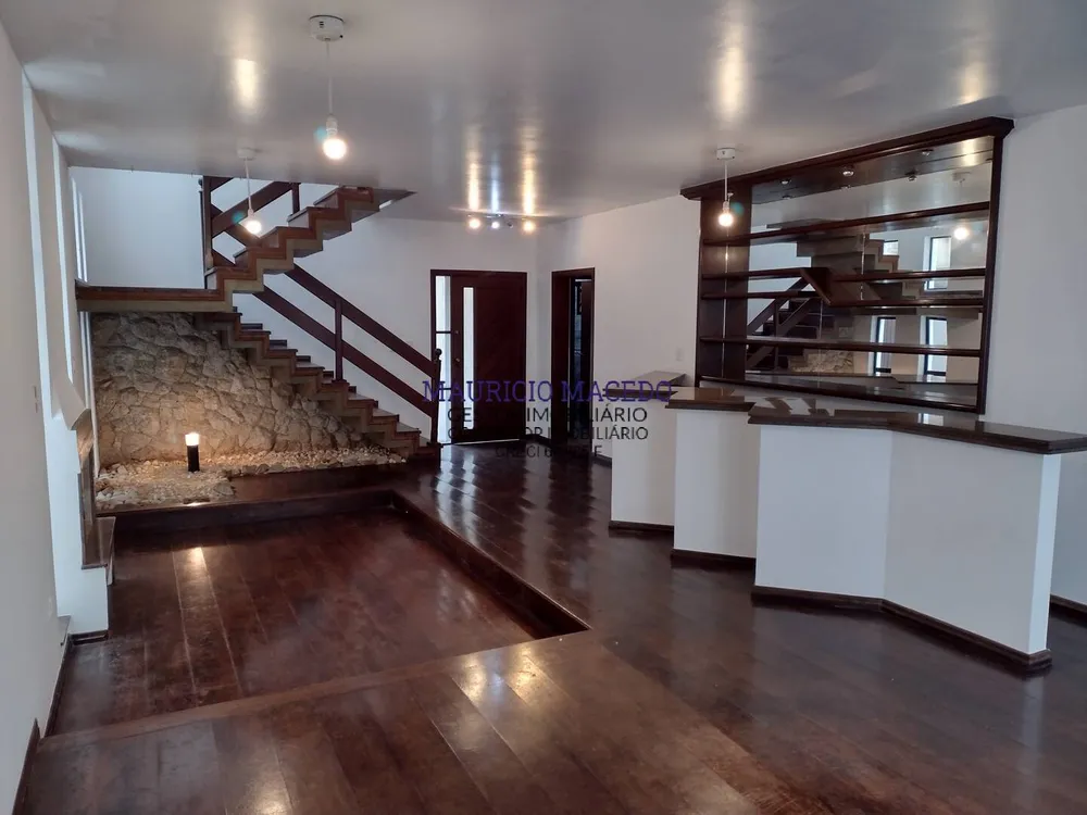 Casa, 3 quartos, 308 m² - Foto 8