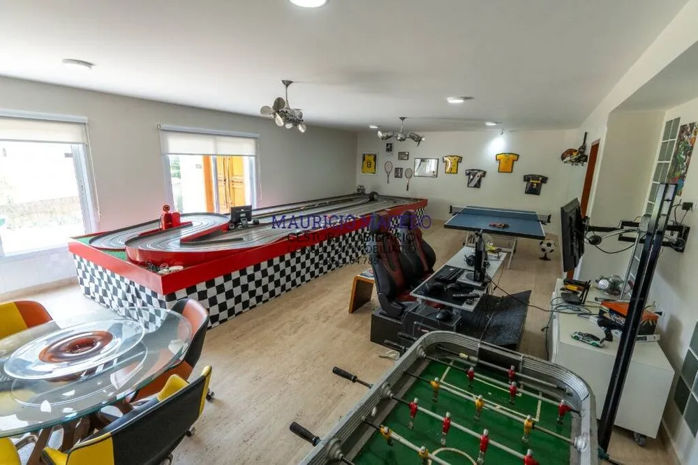 Casa, 4 quartos, 1466 m² - Foto 1