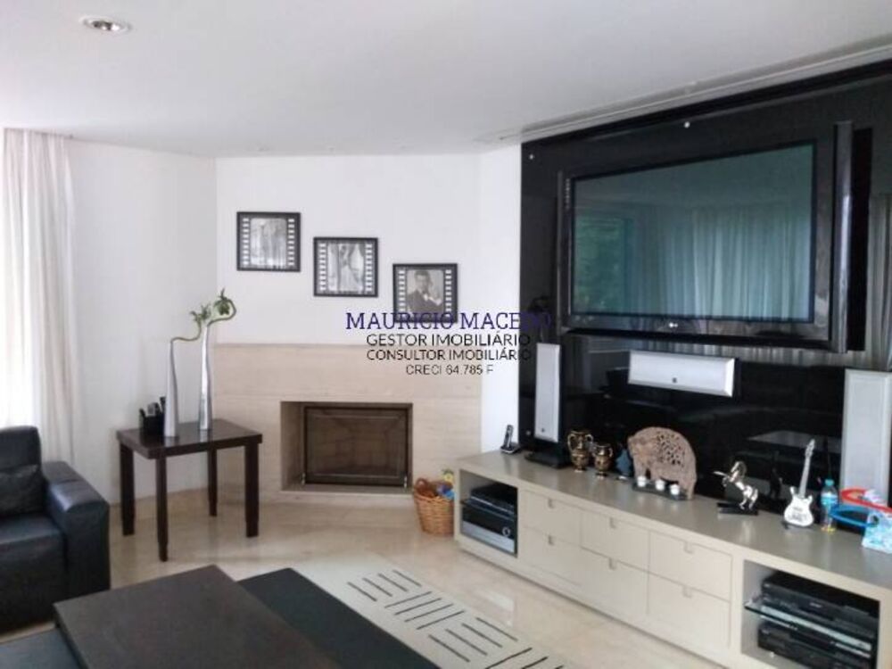 Casa, 7 quartos, 2000 m² - Foto 1