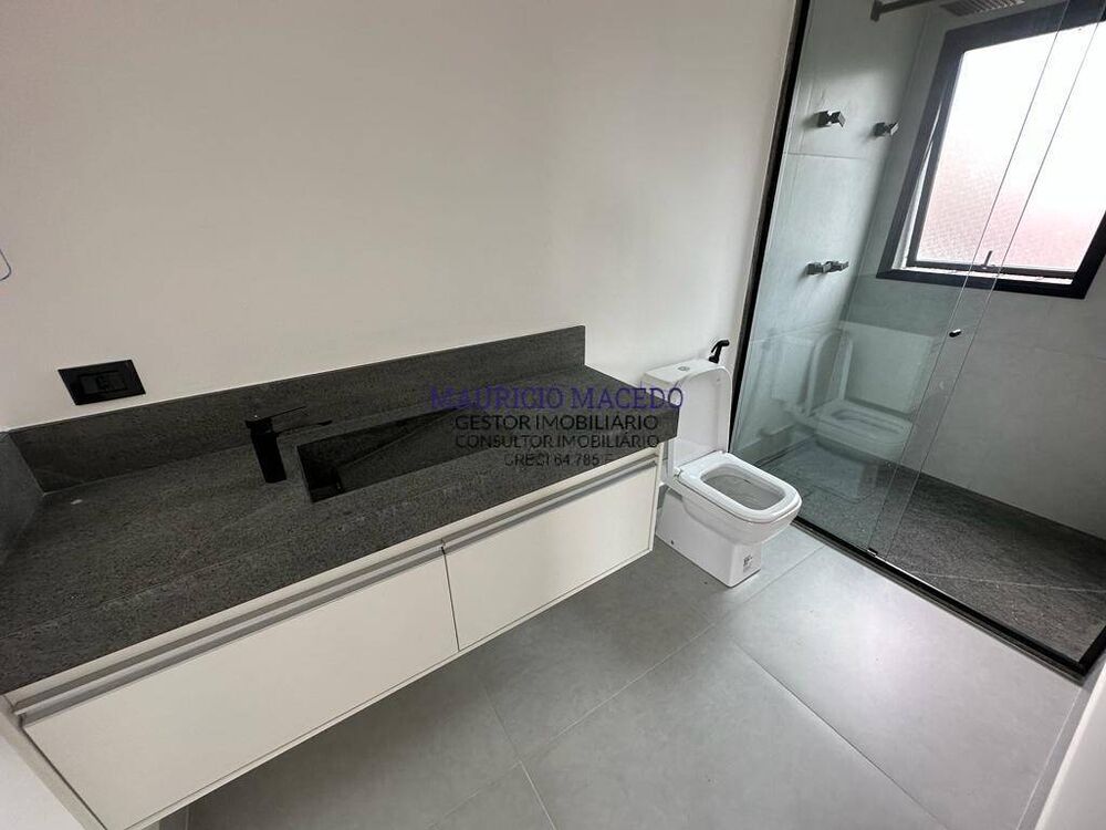 Casa, 4 quartos, 330 m² - Foto 1