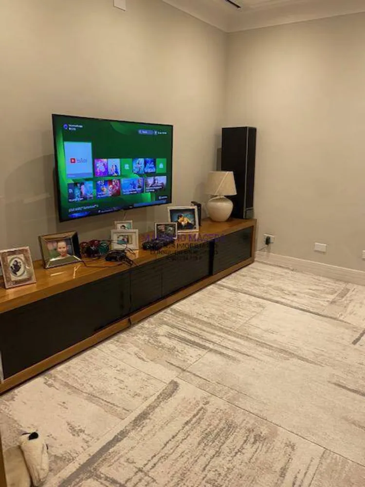 Casa, 4 quartos, 330 m² - Foto 1