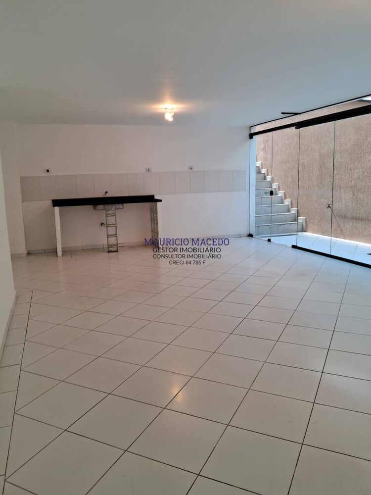 Casa, 3 quartos, 250 m² - Foto 4