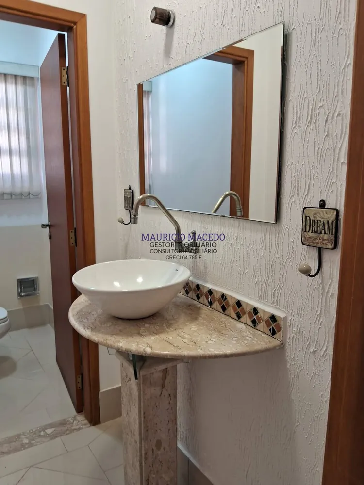 Casa, 3 quartos, 250 m² - Foto 8