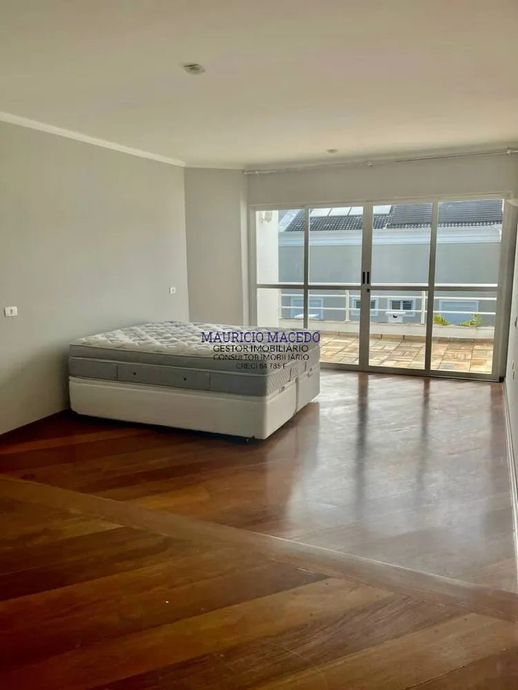 Casa, 4 quartos, 650 m² - Foto 3