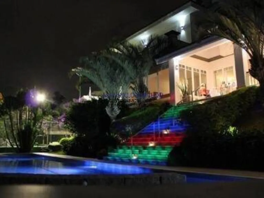 Casa, 5 quartos, 1300 m² - Foto 1