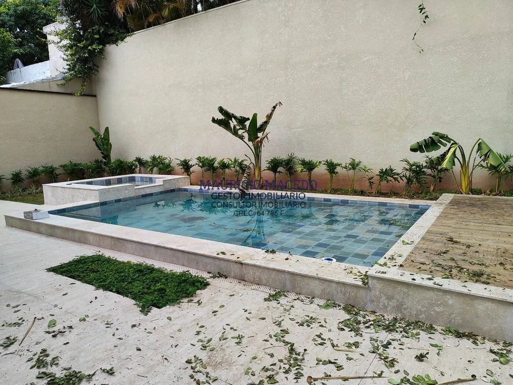 Casa, 4 quartos, 440 m² - Foto 1