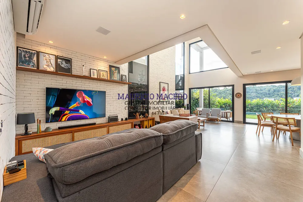 Casa, 4 quartos, 380 m² - Foto 2
