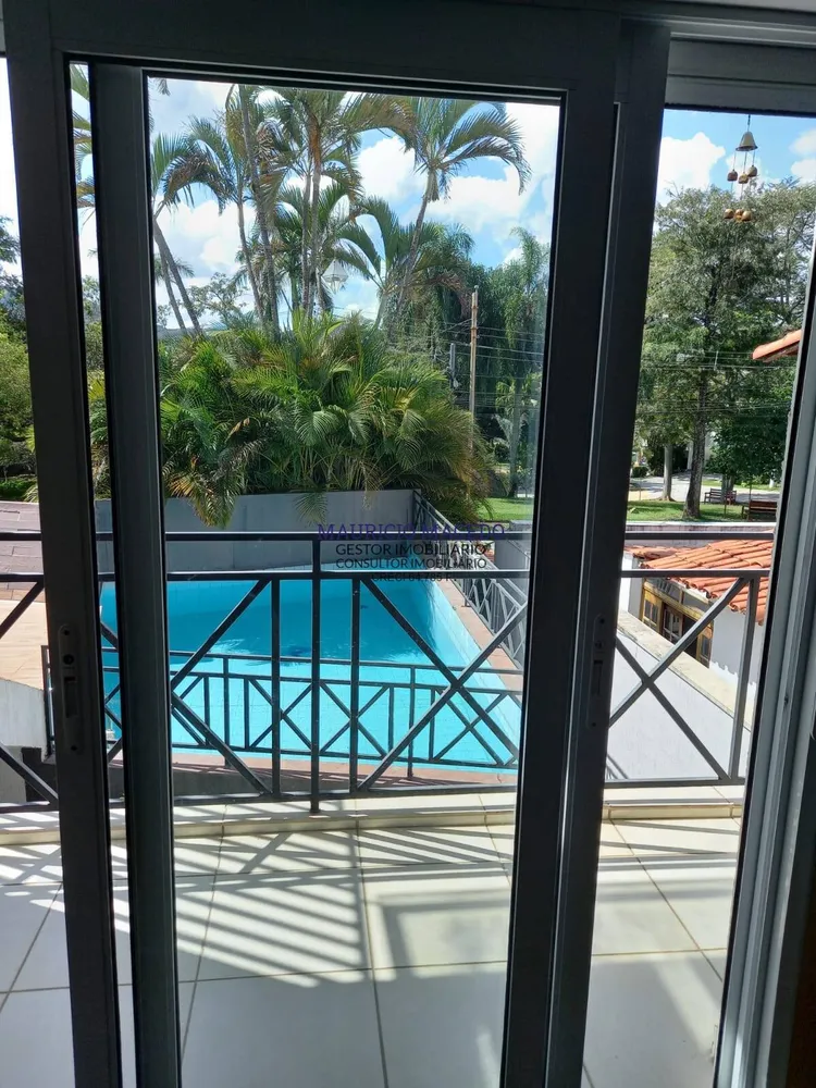 Casa, 3 quartos, 246 m² - Foto 1