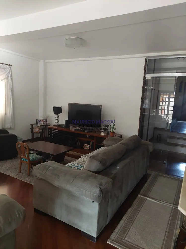 Casa, 4 quartos, 300 m² - Foto 1