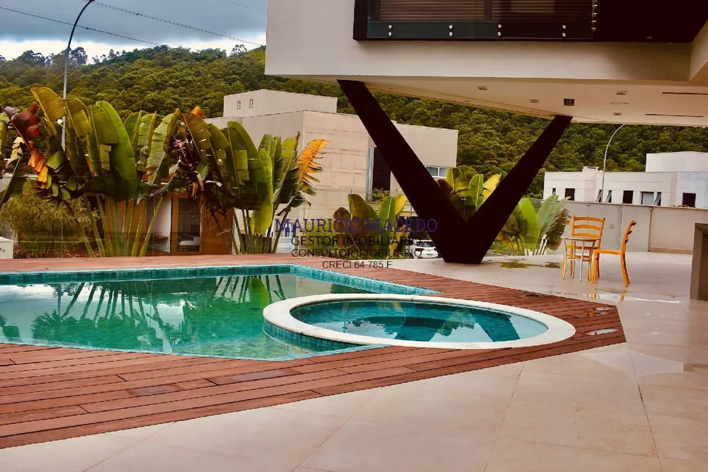 Casa, 4 quartos, 565 m² - Foto 1