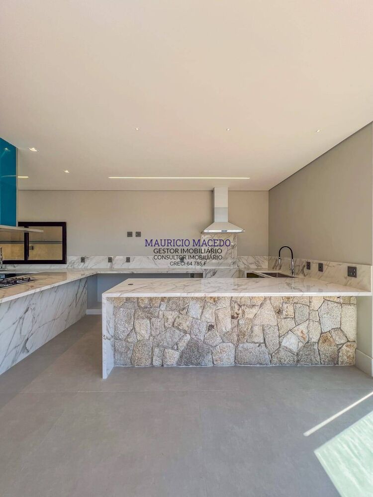 Casa, 5 quartos, 420 m² - Foto 1