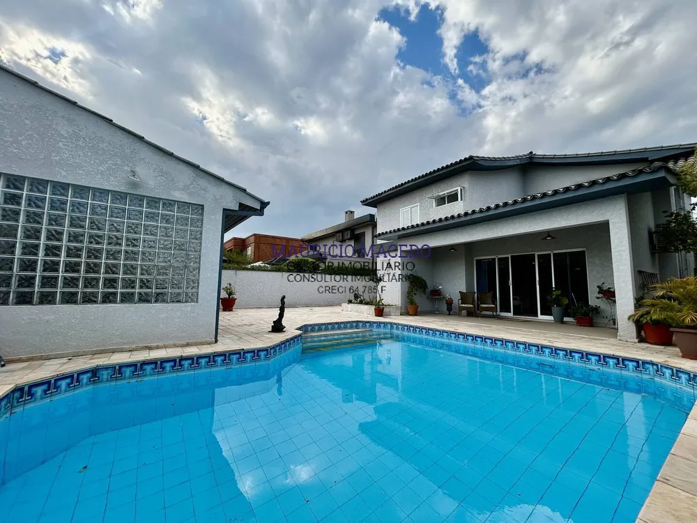 Casa, 3 quartos, 320 m² - Foto 1