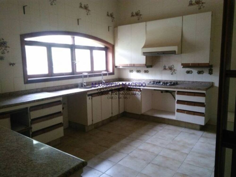 Casa, 7 quartos, 1760 m² - Foto 3