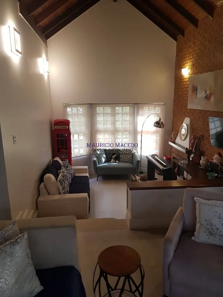 Casa, 3 quartos, 352 m² - Foto 1