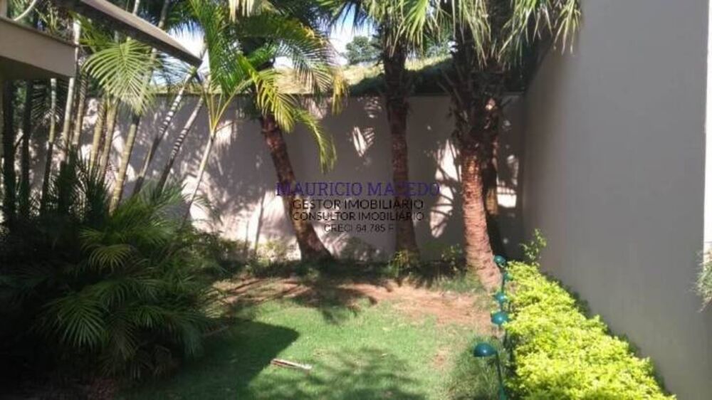 Casa à venda e aluguel com 4 quartos, 780m² - Foto 2