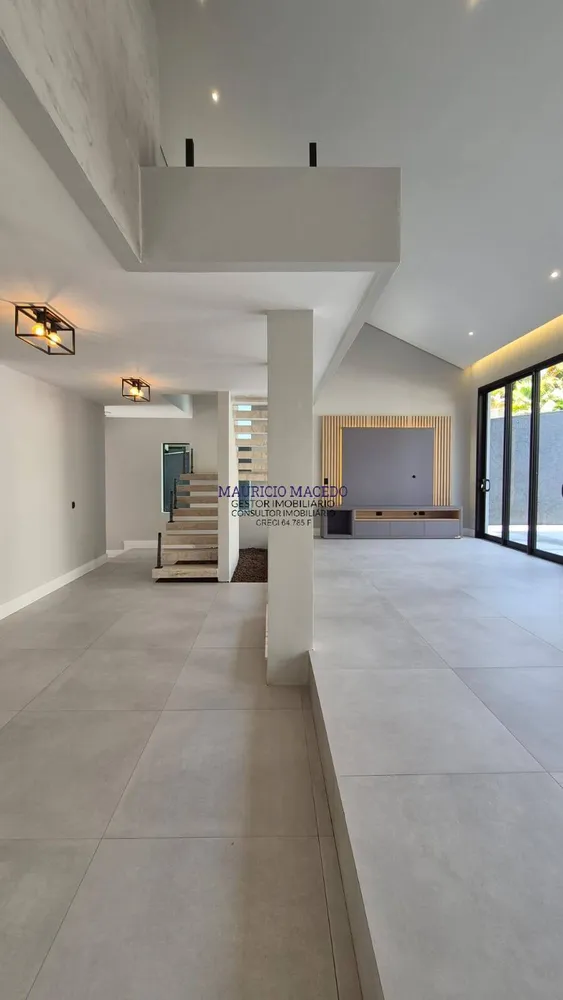 Casa, 3 quartos, 282 m² - Foto 4